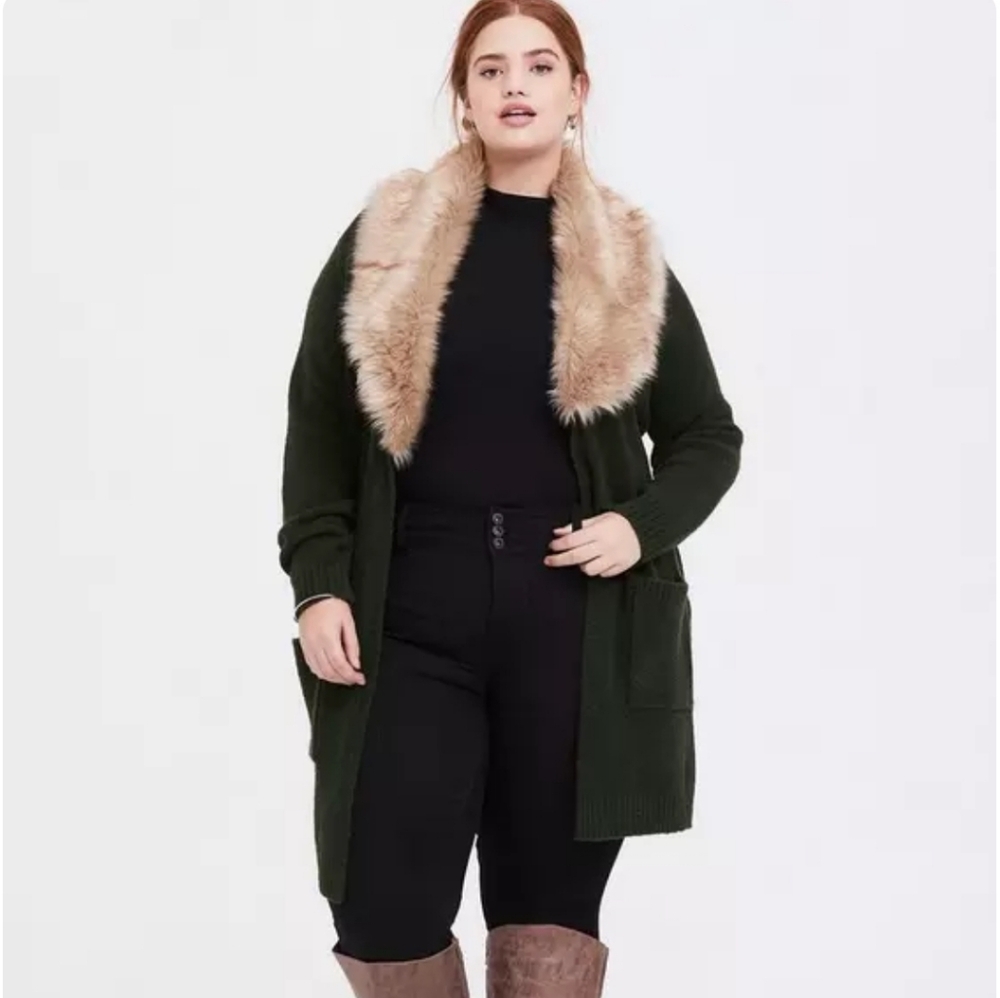 TORRID 3XL Outlander Green Faux Fur Collar Self-Tie Cardigan
